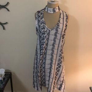 Vintage Havana White & Blue Embroidered Dress. Size Medium.